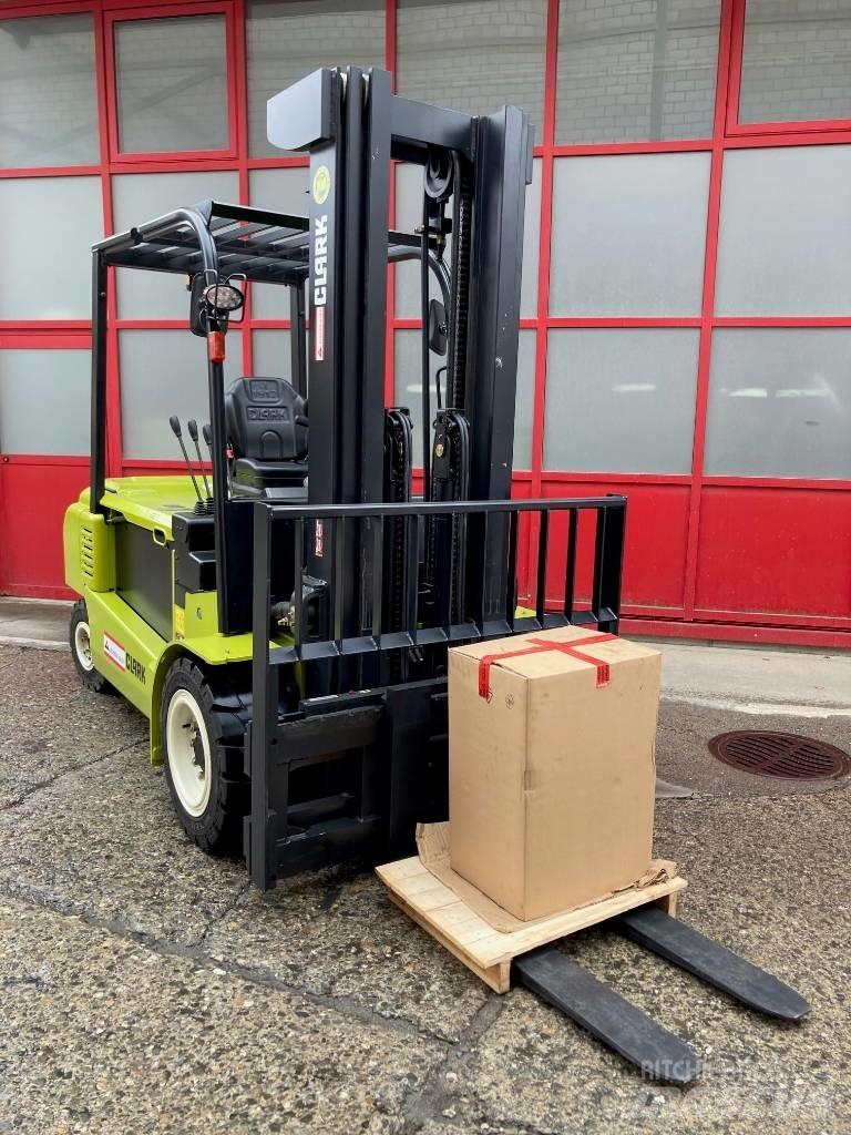 Clark GEX 50 Electric forklift trucks