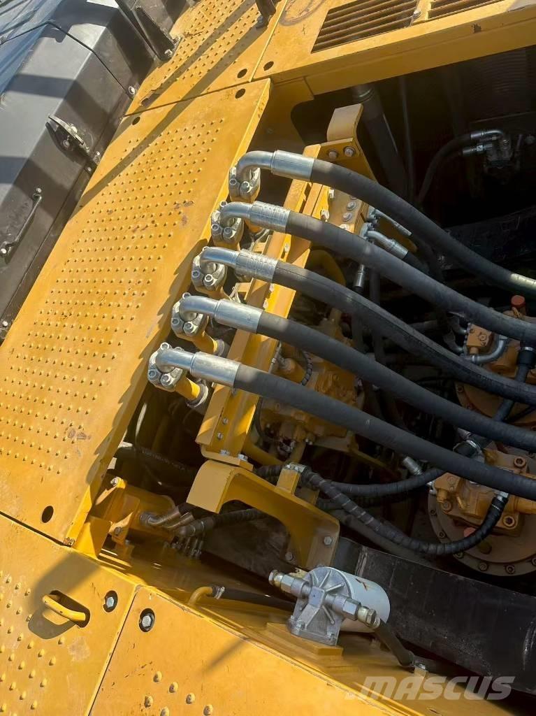 Sany 750 Crawler excavators