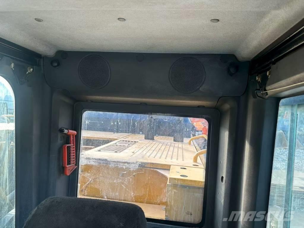 Sany 750 Crawler excavators