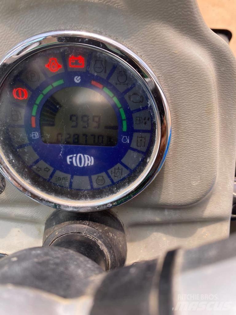 Fiori DBX 35 Construction - Others