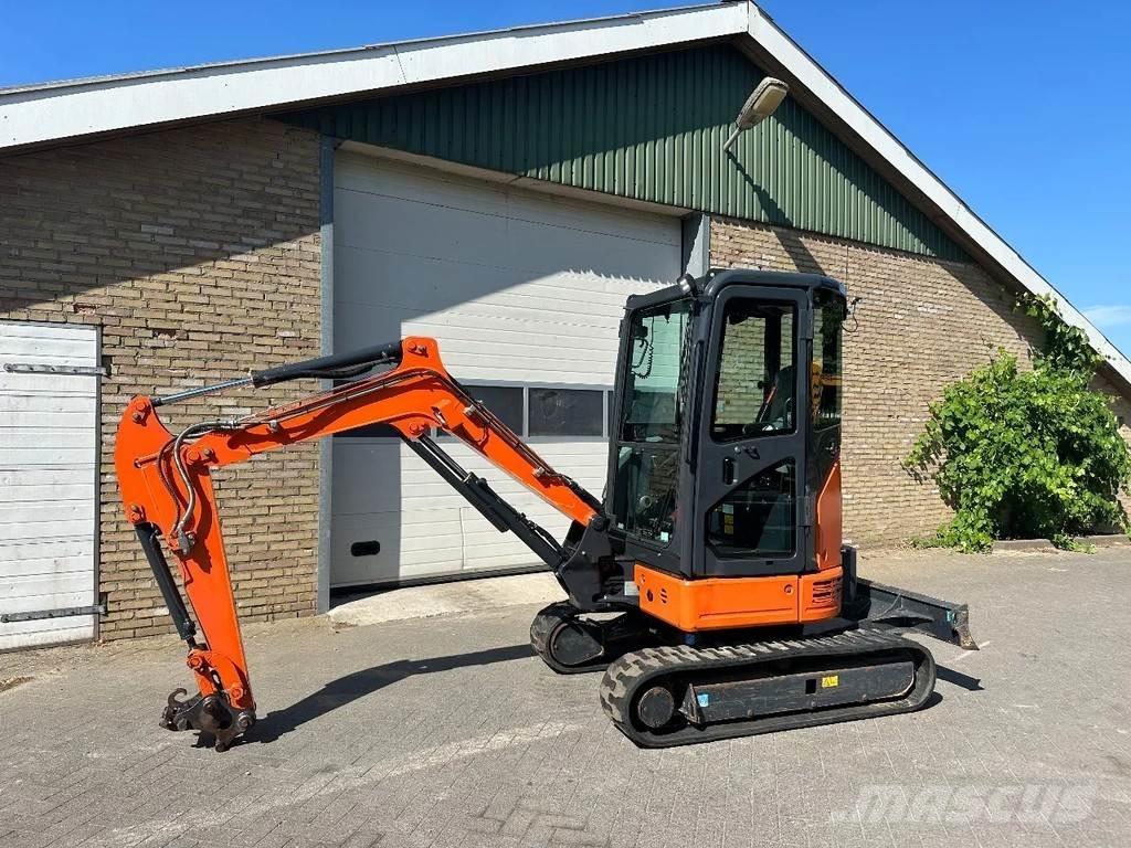 Hitachi ZX26U-6CR Mini excavators < 7t (Mini diggers)