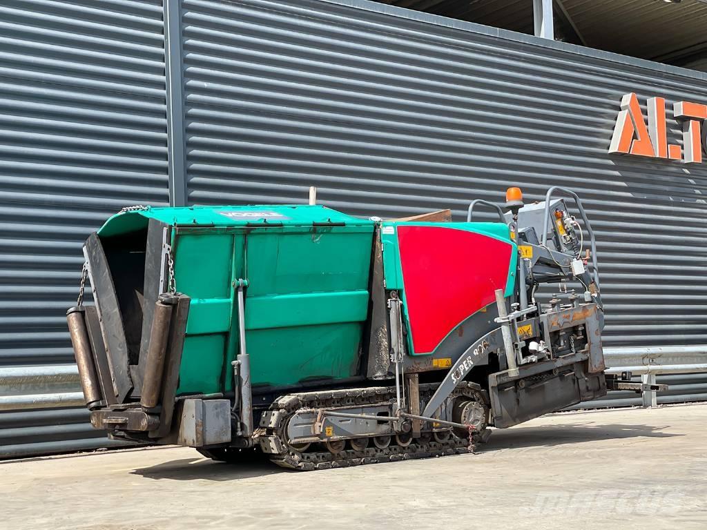 Vögele Super 800 Asphalt pavers