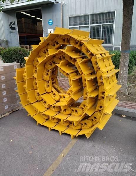 Komatsu D155A-6 Tracks, chains and undercarriage