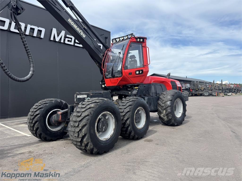 Komatsu 951 Harvesters