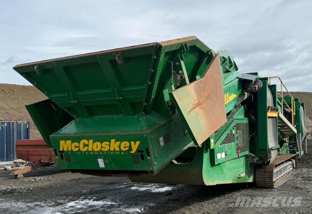 McCloskey R155 Mobile screeners