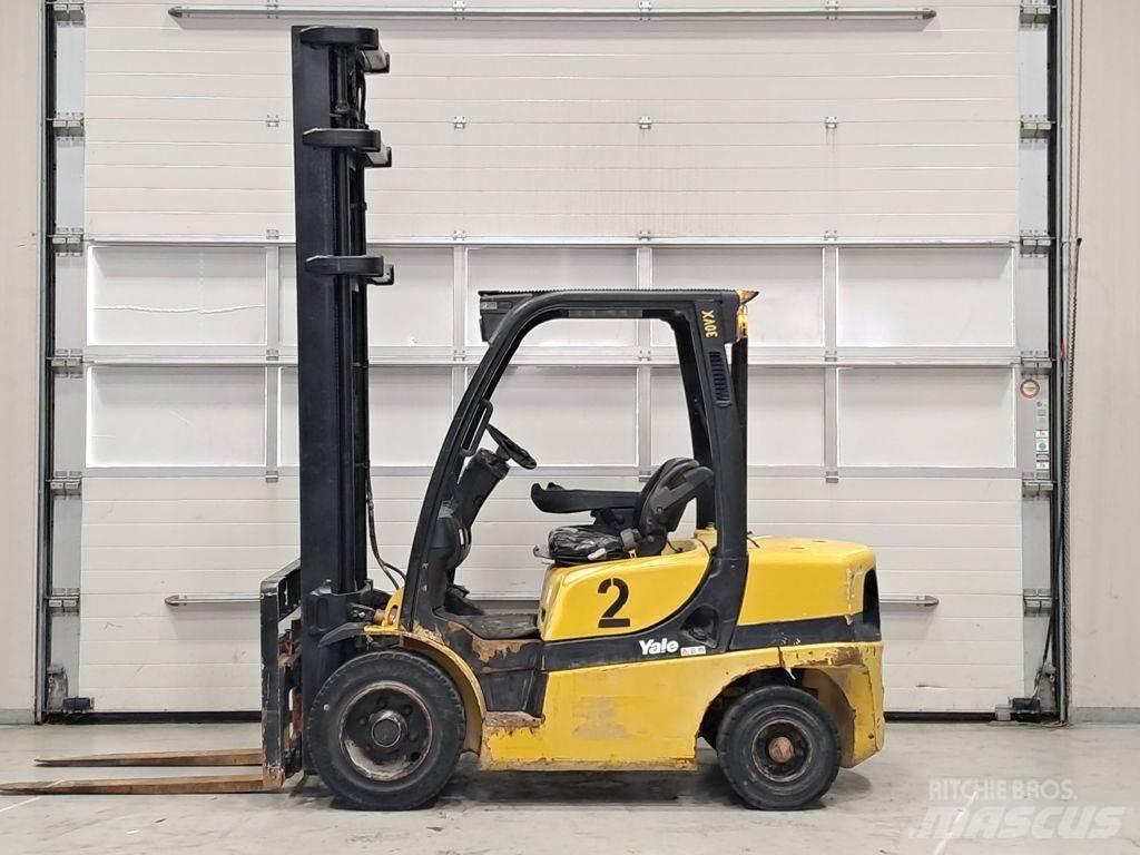 Yale GDP30VX Diesel trucks
