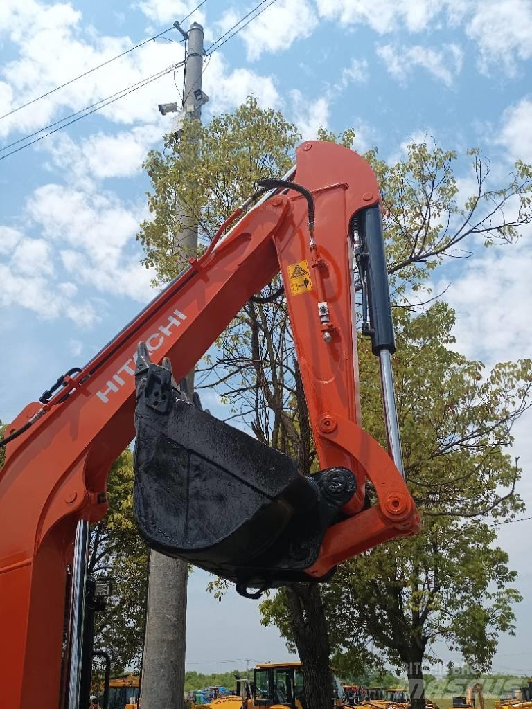 Hitachi 55 Mini excavators < 7t (Mini diggers)
