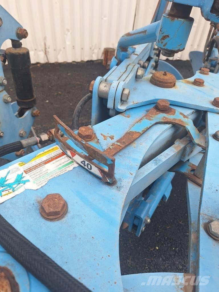 Lemken Vari-Opal 7 Reversible ploughs