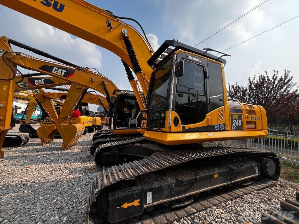 Komatsu PC 240 LC-8 Crawler excavators