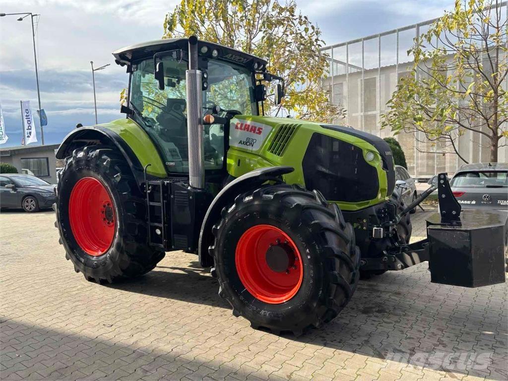 CLAAS Axion 830 Tractors