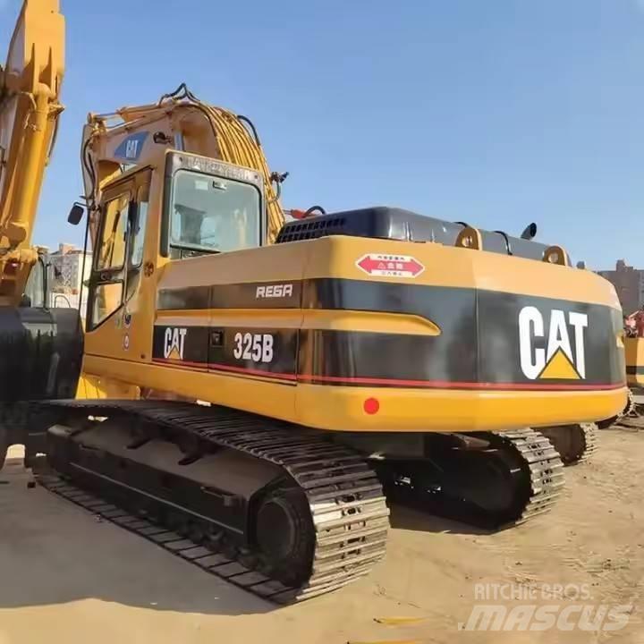CAT CAT323B Midi excavators  7t - 12t