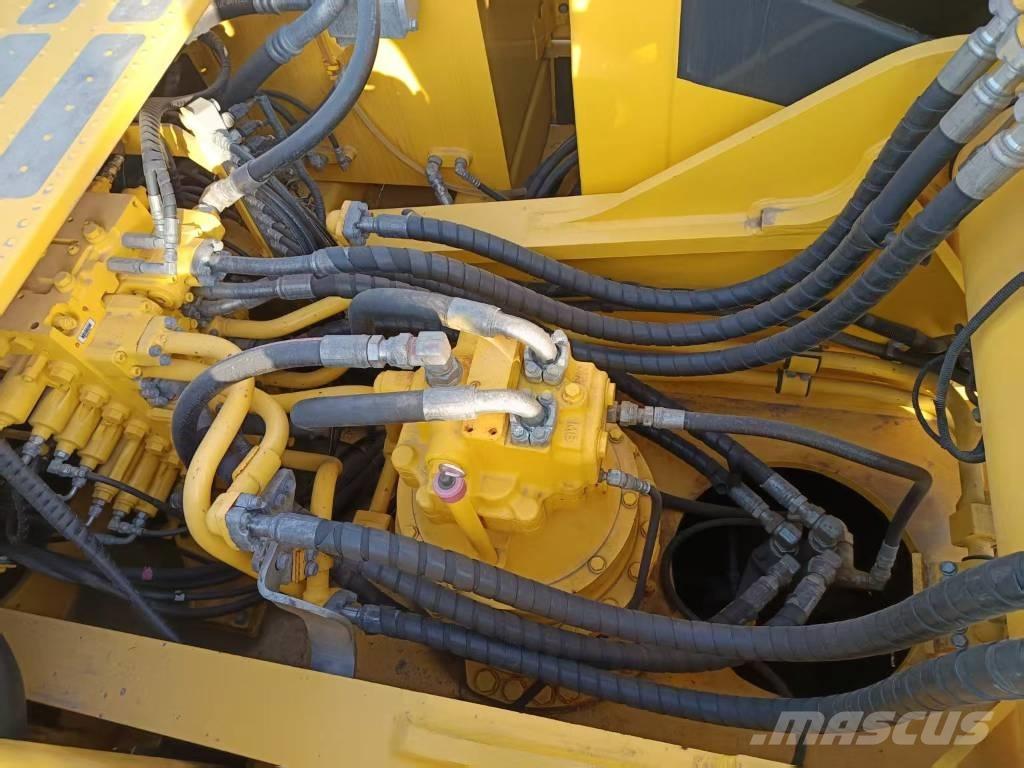 Komatsu PC360 Crawler excavators