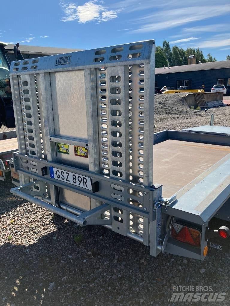 Lorries TPM27 Low loaders