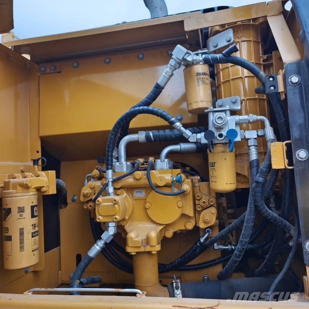 CAT 320 D Crawler excavators