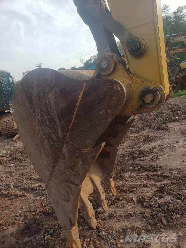 CAT 320 D Crawler excavators