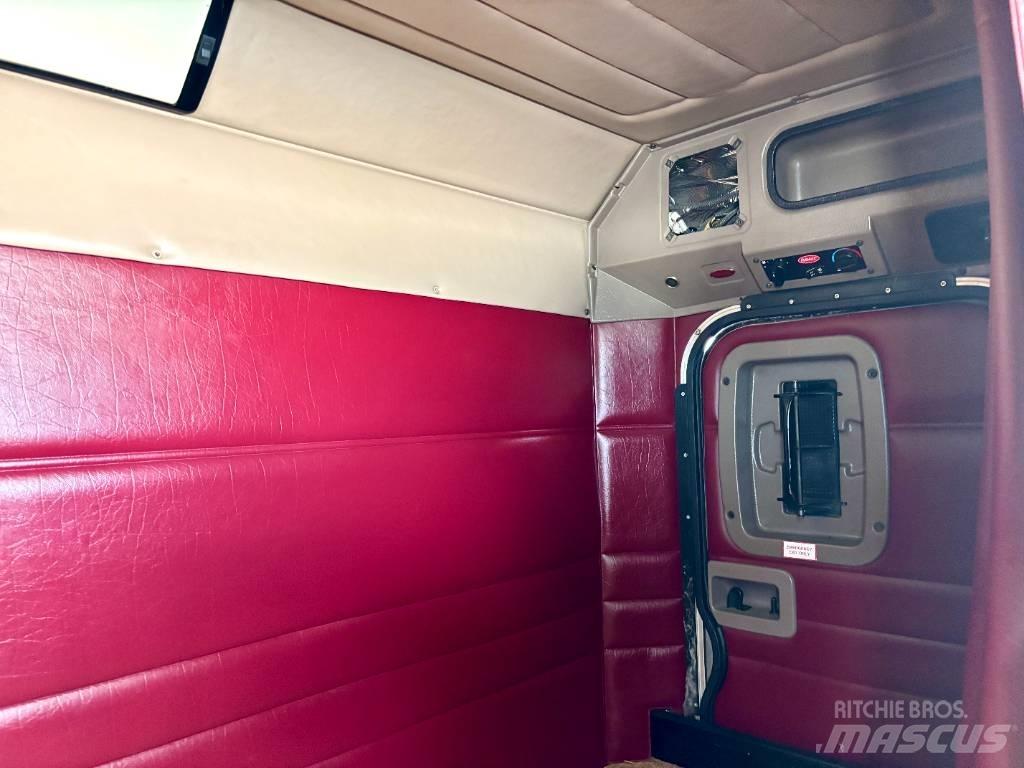 Peterbilt 379 Tractor Units