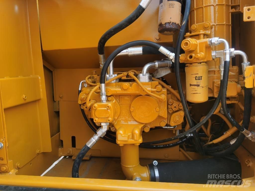 CAT 320 D Crawler excavators