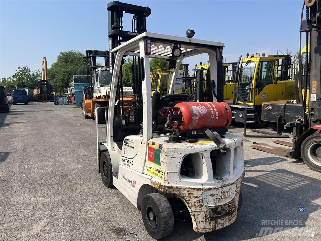 Hyster H2.5FT LPG trucks