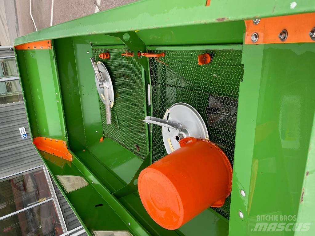 Amazone ZA-M 1500 Mineral spreaders