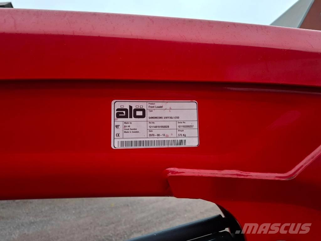 Massey Ferguson 5713 Tractors