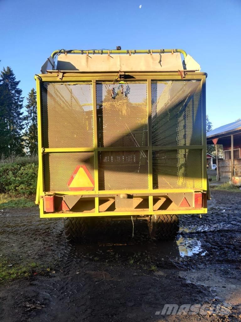 CLAAS Quantum 4700 P Self loading trailers