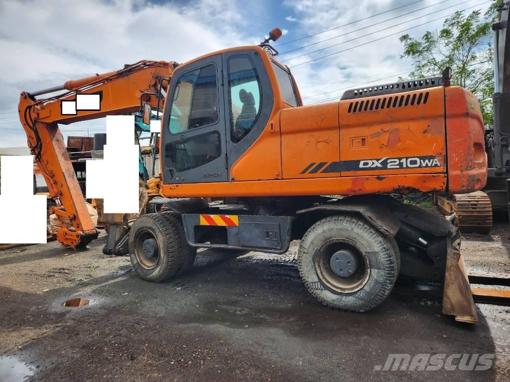 Doosan DX 210WA Wheeled excavators