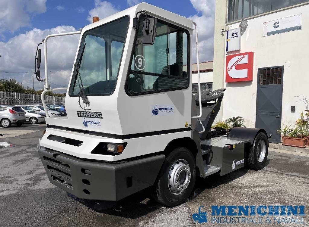 Terberg YT 182 Terminal tractors