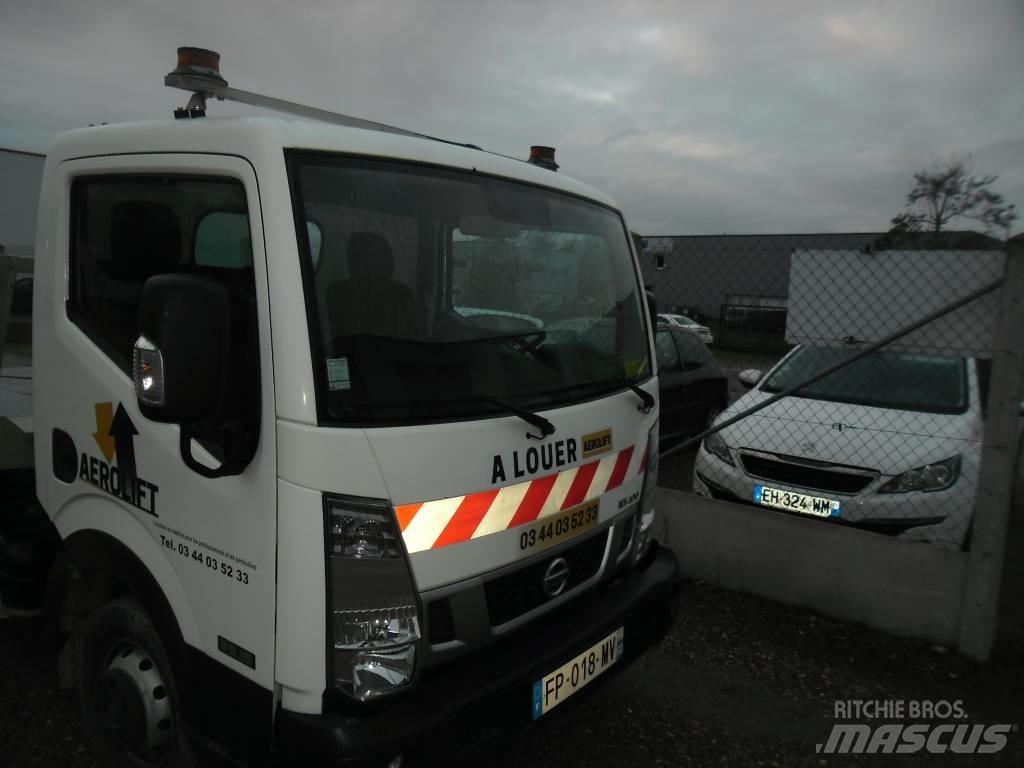 Nissan 35.15 Vehicle transporters