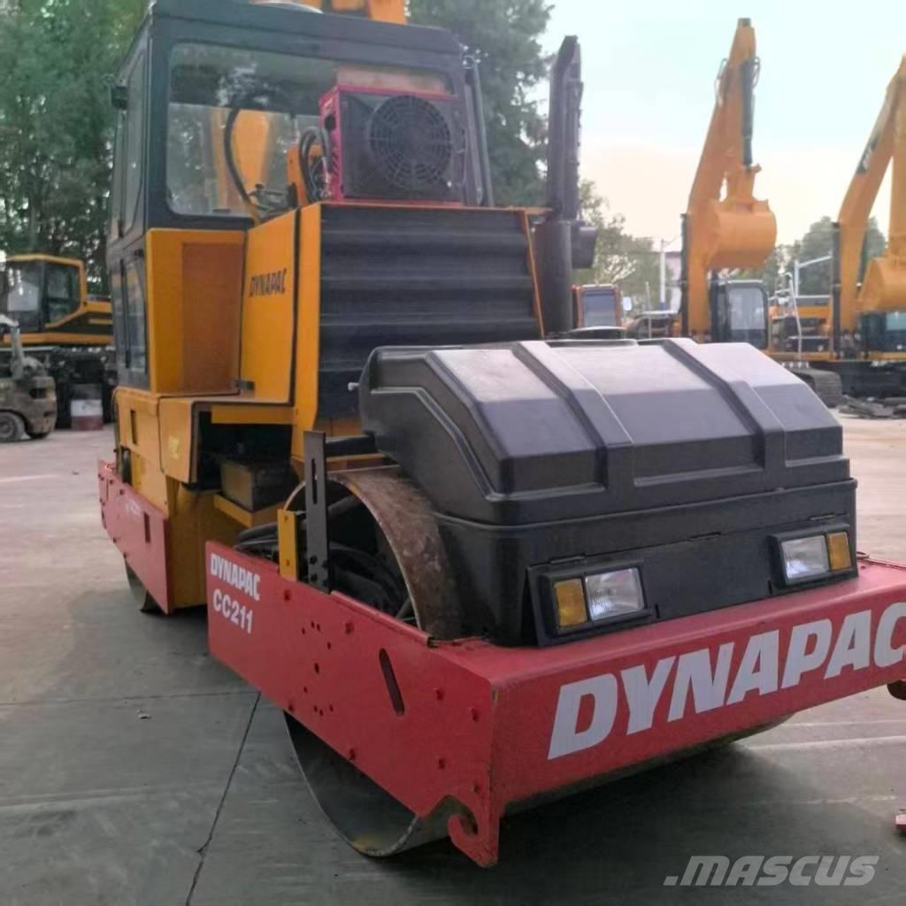 Dynapac CC 211 Twin drum rollers