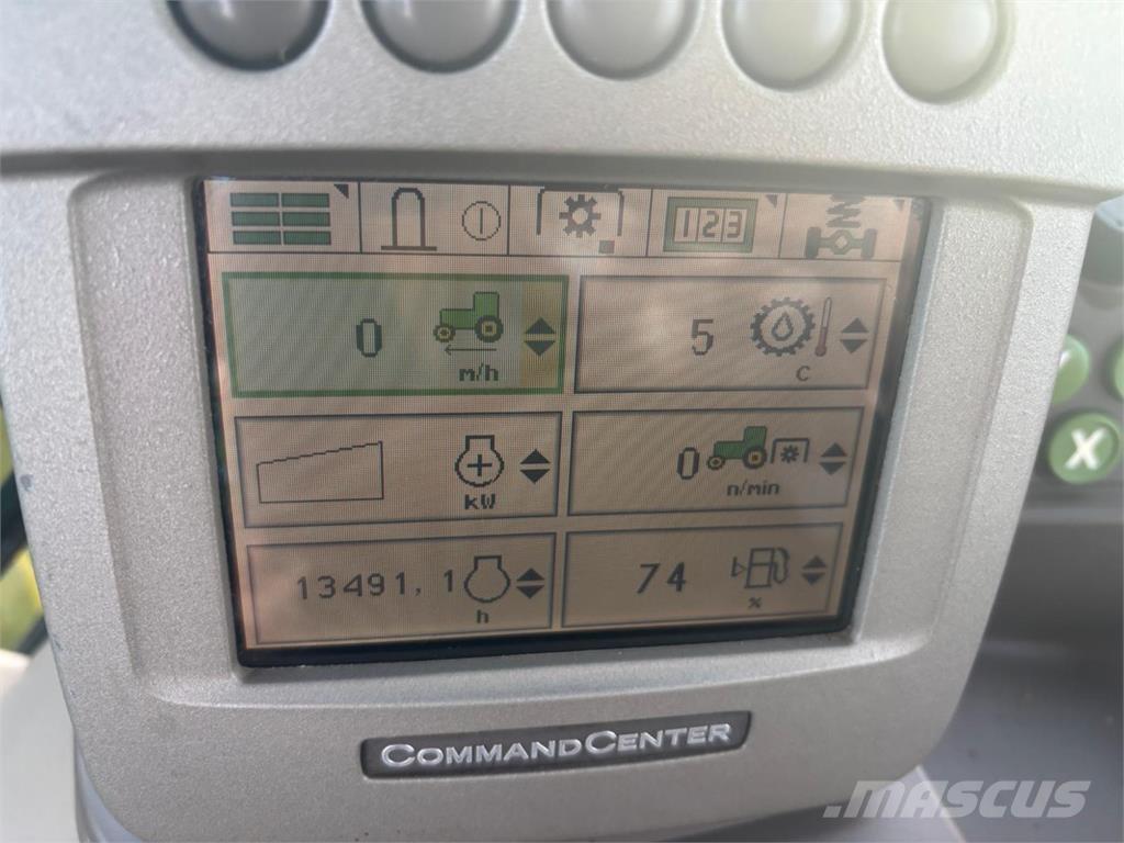 John Deere 7530 Tractors