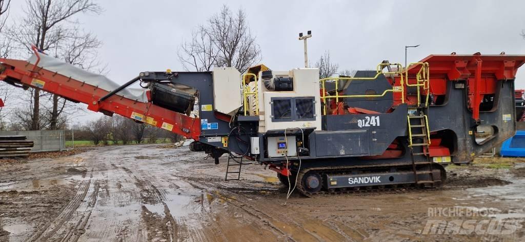 Sandvik QJ 241 Mobile crushers