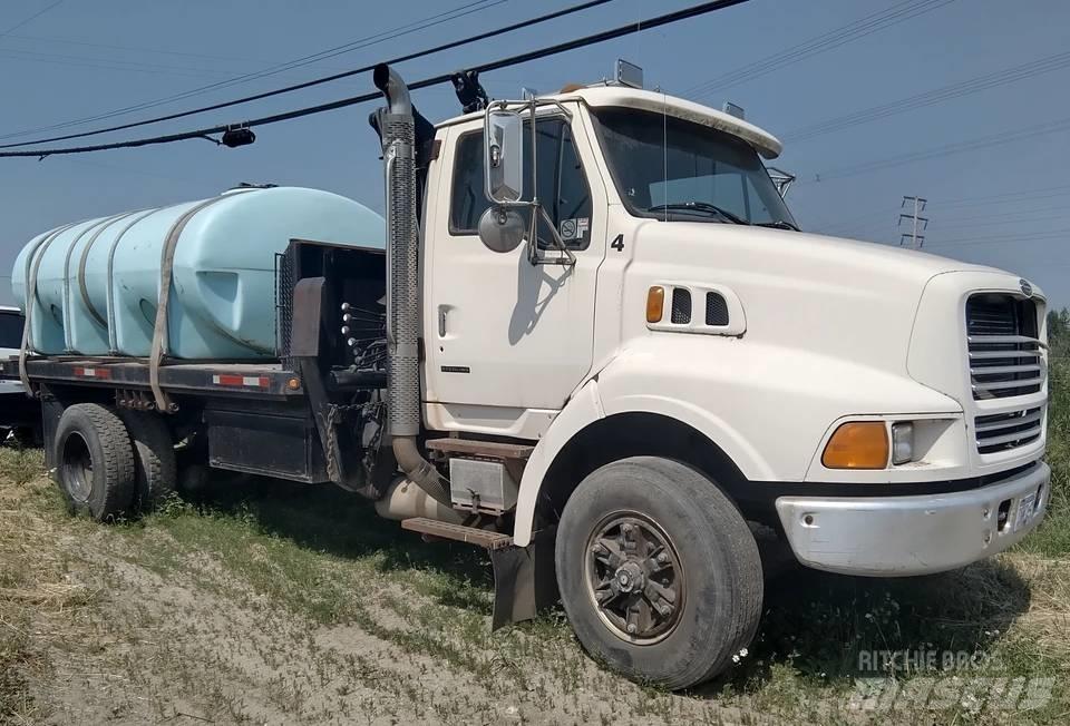Sterling L 8513 Crane trucks