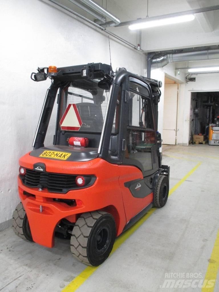 Linde H25D Diesel trucks
