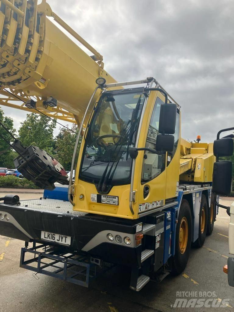 Liebherr LTC1050-3.1 All terrain cranes