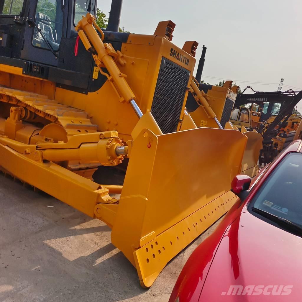 Shantui SD 22 Crawler dozers