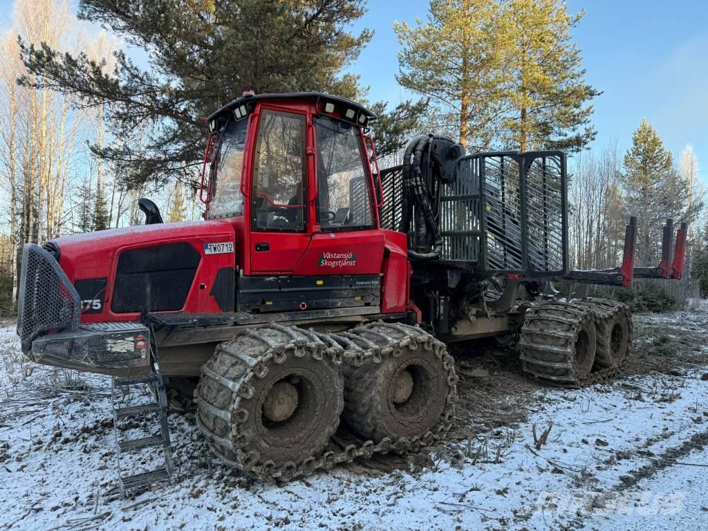 Komatsu 875 Forwarders