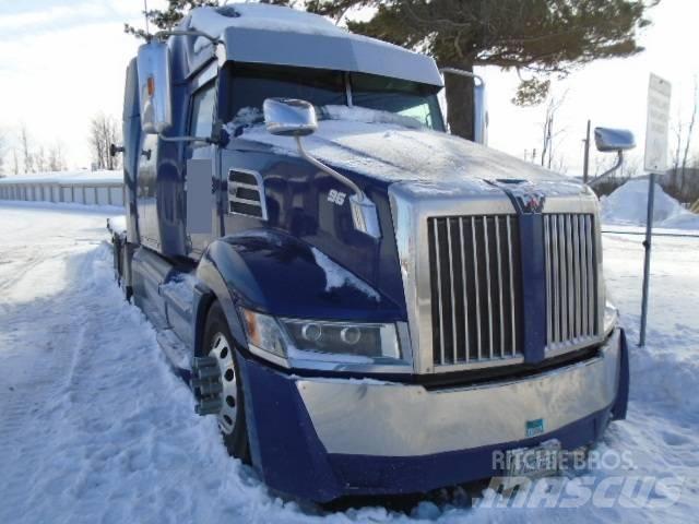Wester STAR 5700 Tractor Units