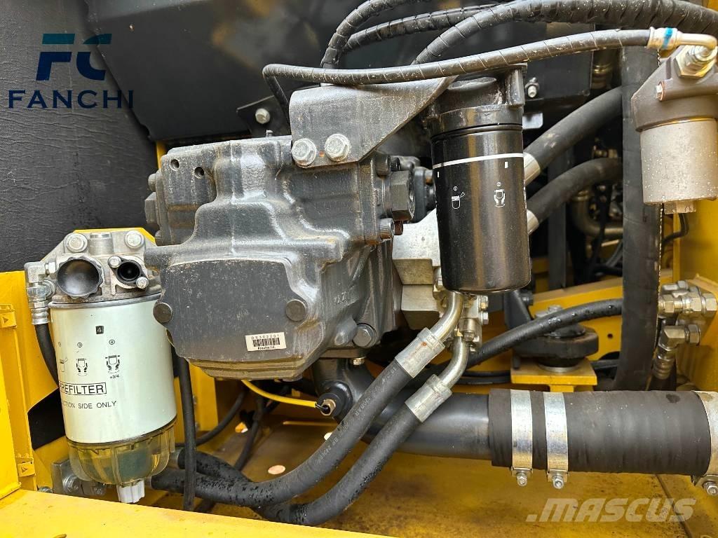 Komatsu PC 210-8 Crawler excavators