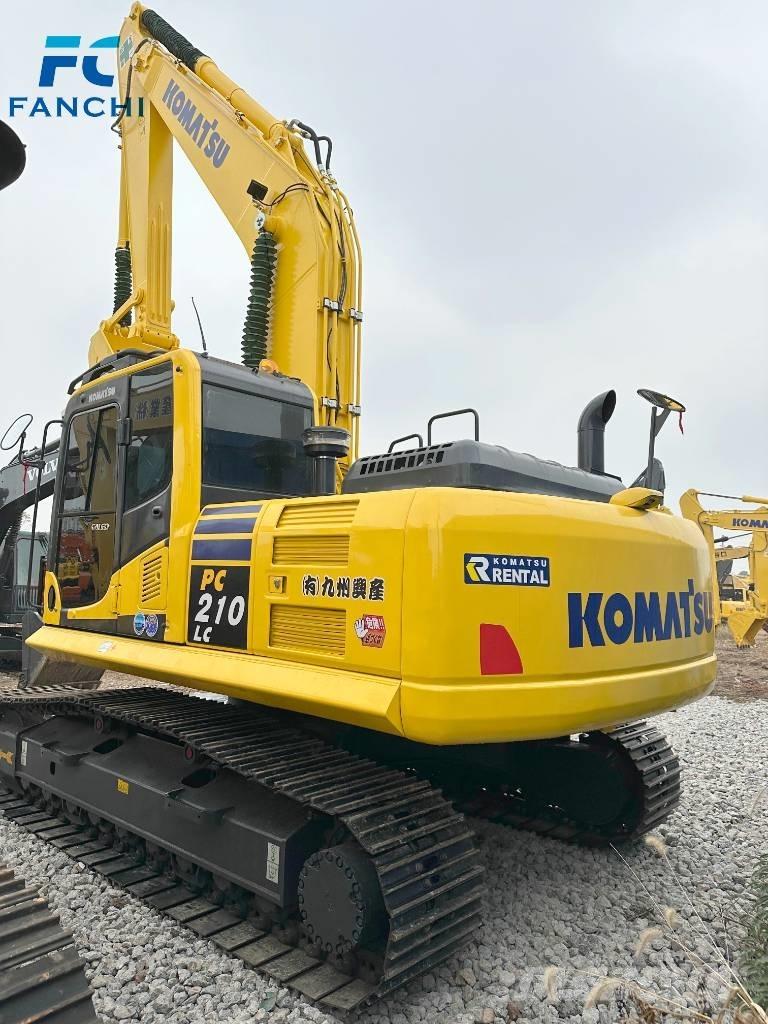 Komatsu PC 210-8 Crawler excavators