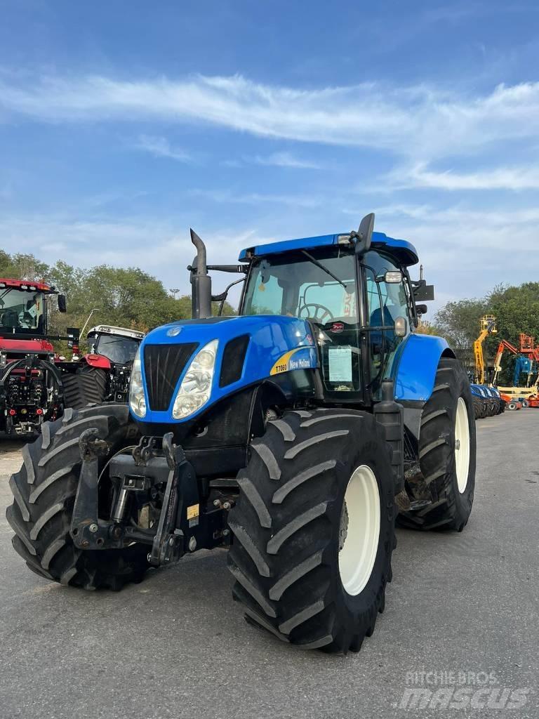 New Holland T 7060 Tractors
