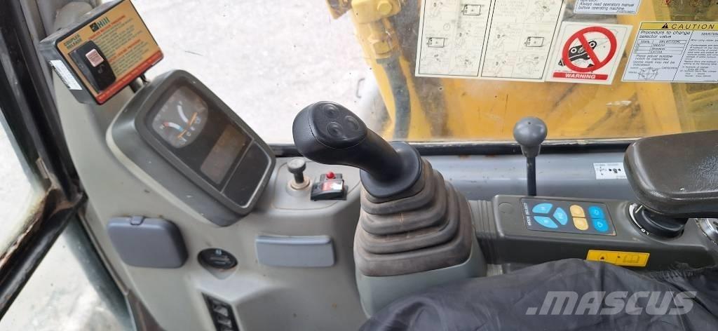 Kobelco E70SR Crawler excavators