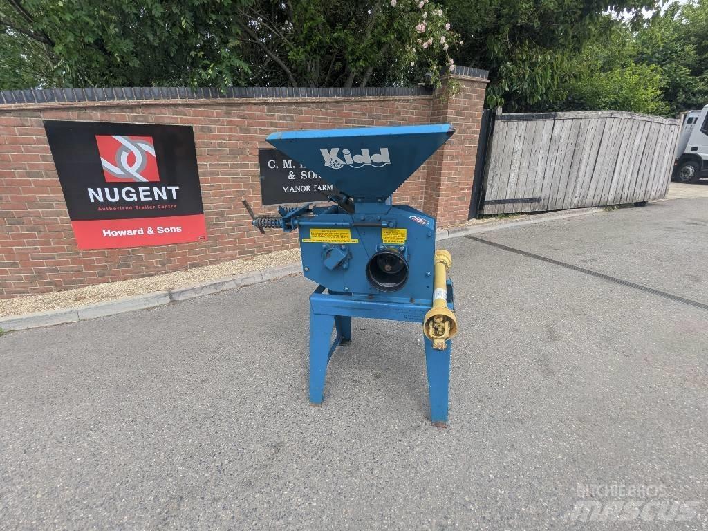  KIDD 6" ROLLER MILL Animal feeders