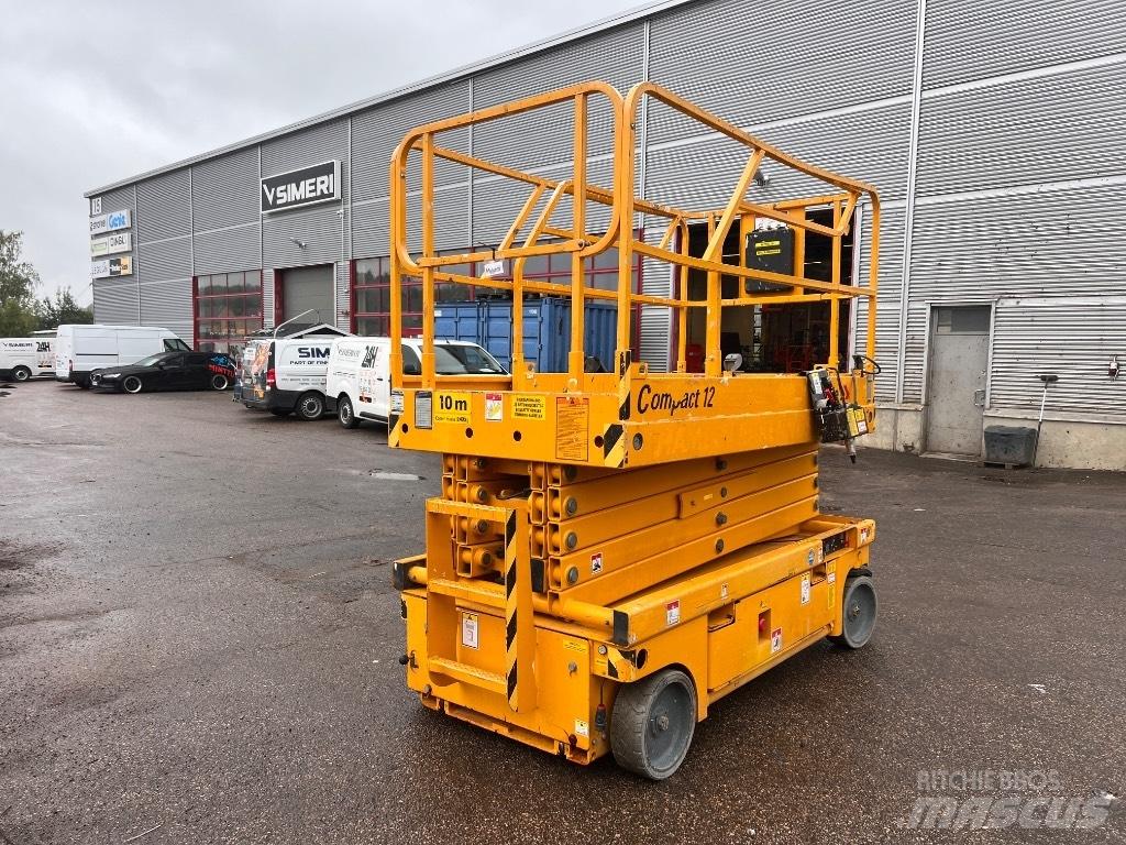 Haulotte Compact 12 Scissor lifts