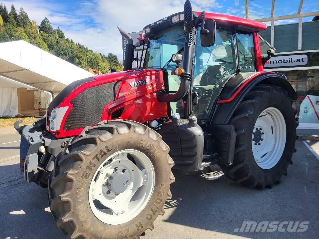 Valtra N 103.4 Tractors