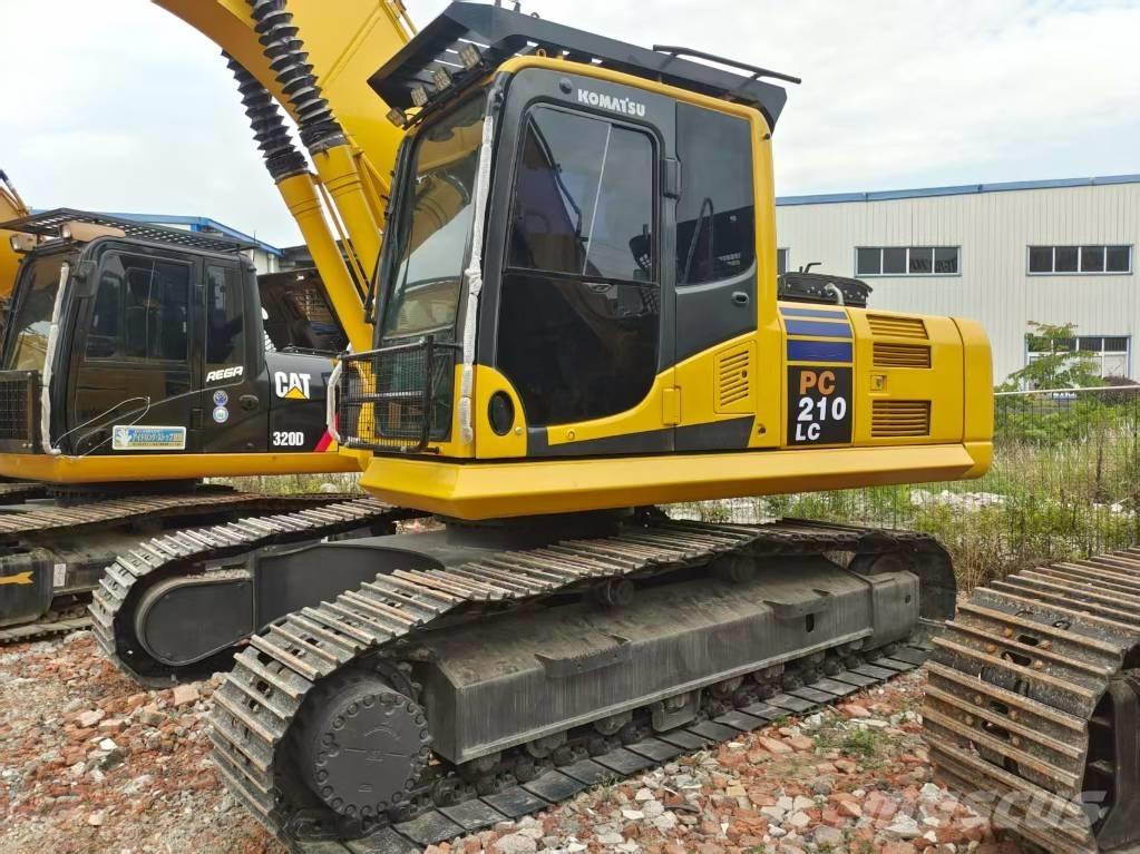 Komatsu PC 210 Crawler excavators