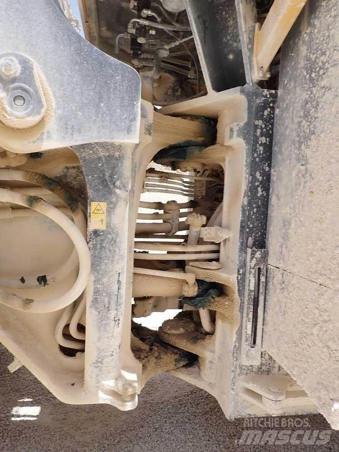 Komatsu WA600-8EO Wheel loaders