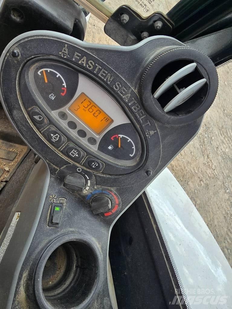 Bobcat E35 Mini excavators < 7t (Mini diggers)