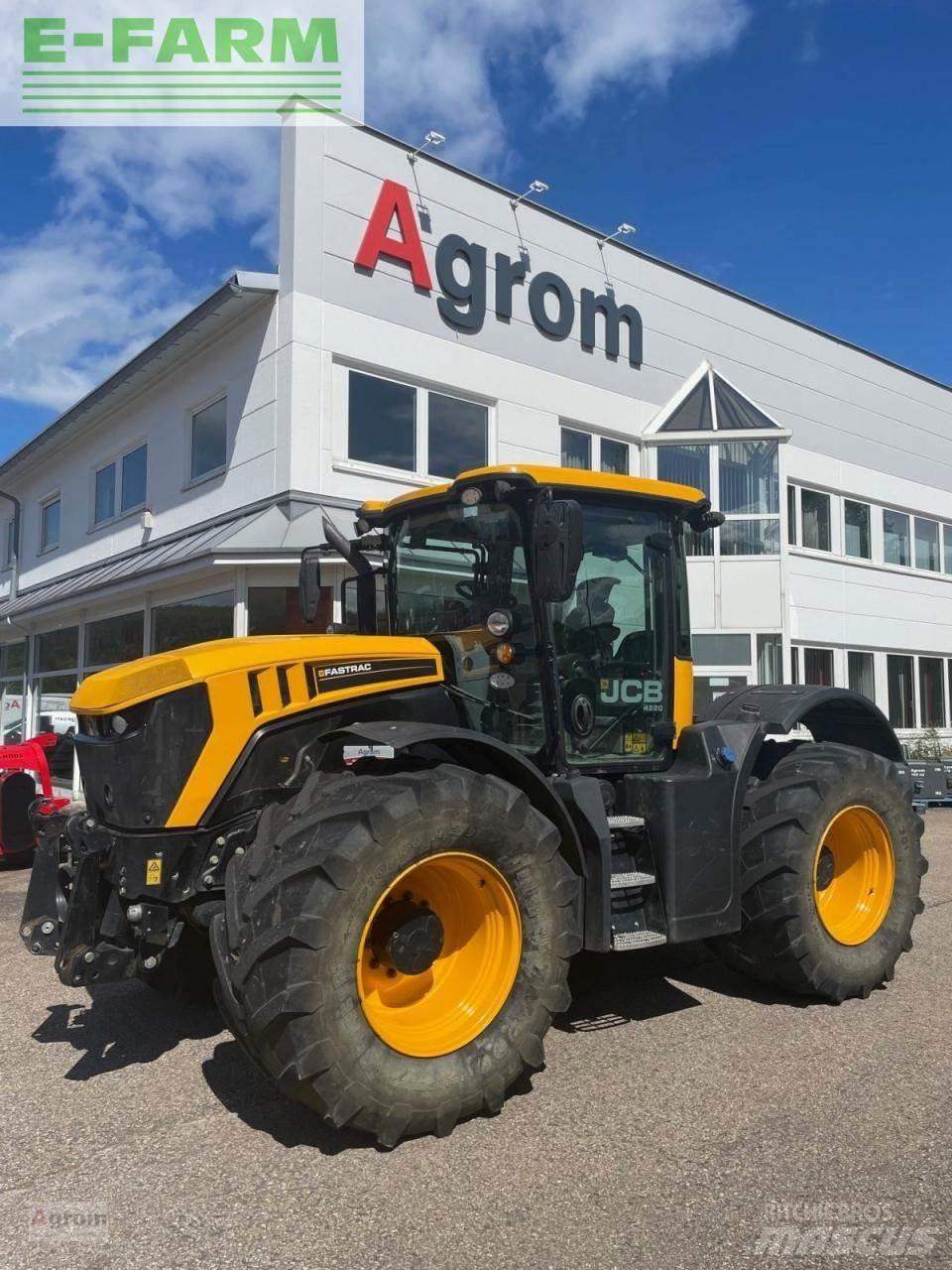 JCB fastrac 4220 Tractors