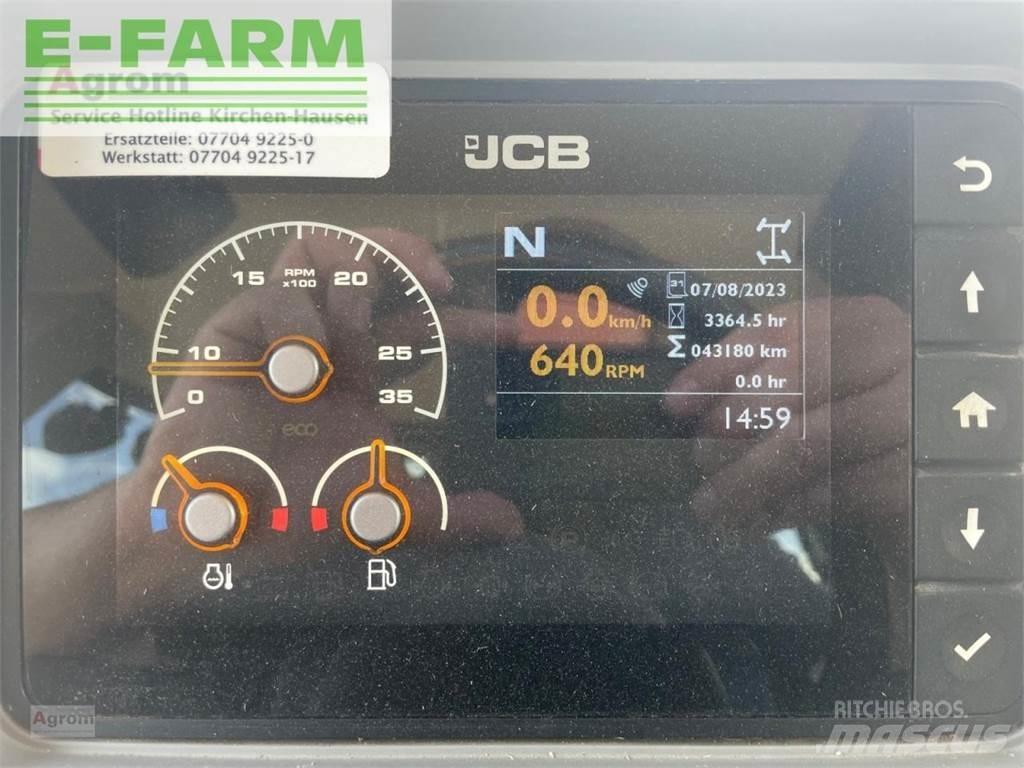 JCB fastrac 4220 Tractors