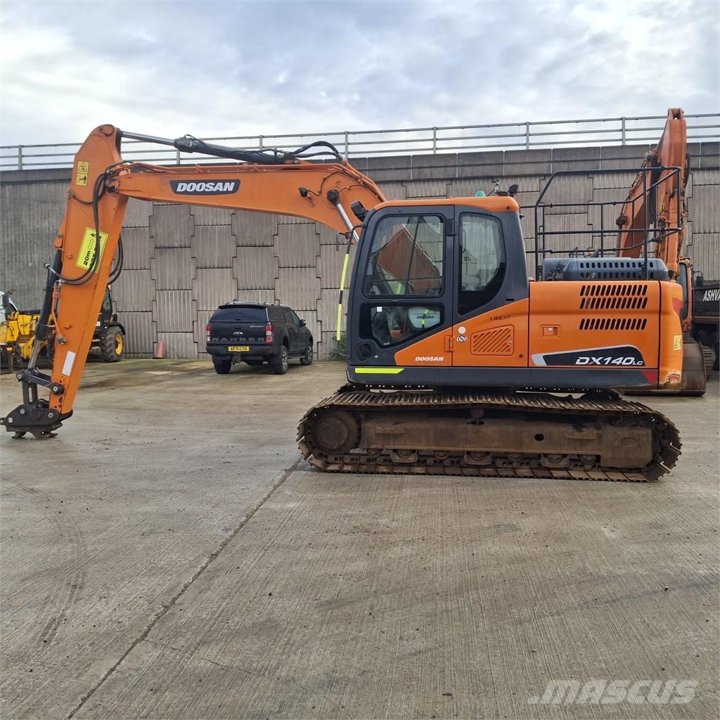 Doosan DX140LC Crawler excavators